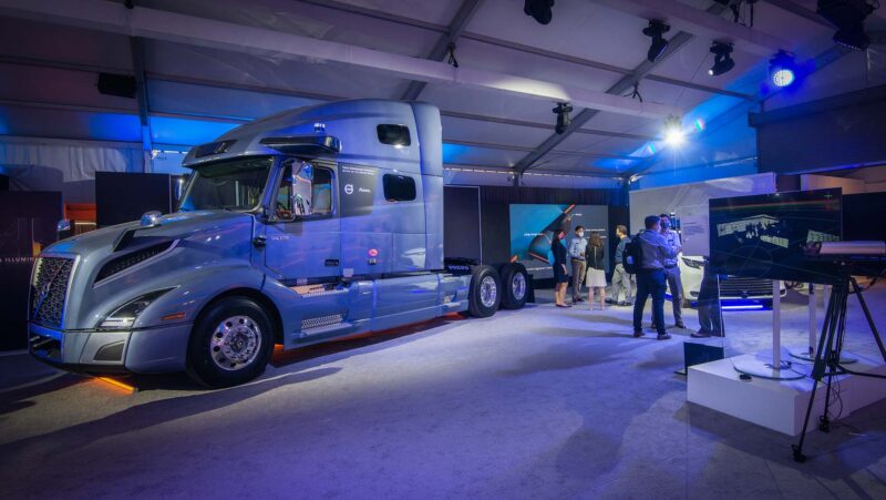 Camion autonome Volvo
Technologie de conduite Aurora
Sécurité des camions autonomes